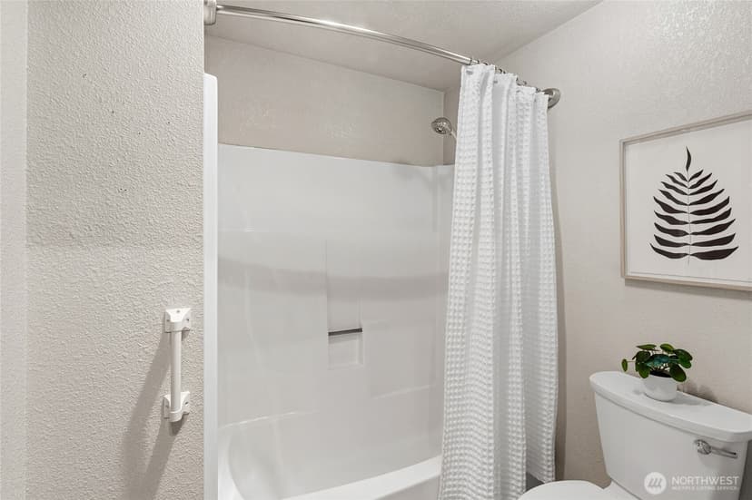 Property photo for 2536 N Narrows Drive #10, Tacoma photo 17