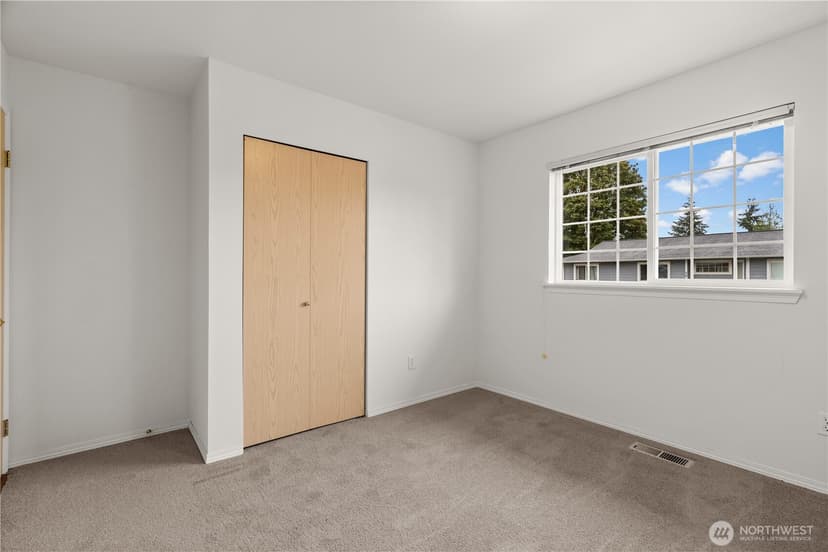 Property photo for 2009 Becky Avenue, Port Orchard photo 21
