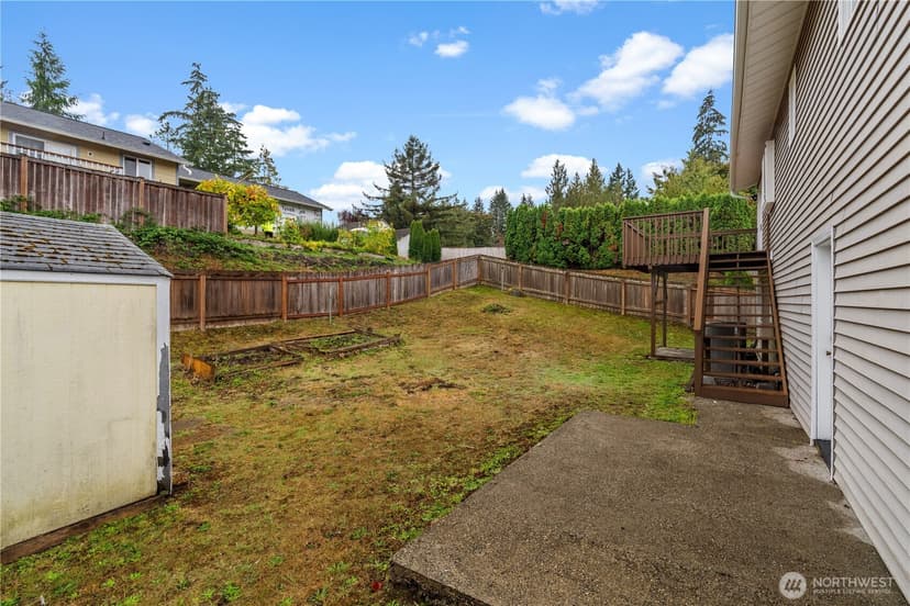 Property photo for 2009 Becky Avenue, Port Orchard photo 35