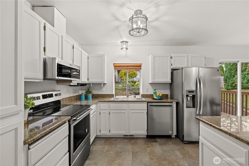 Property photo for 2009 Becky Avenue, Port Orchard photo 14