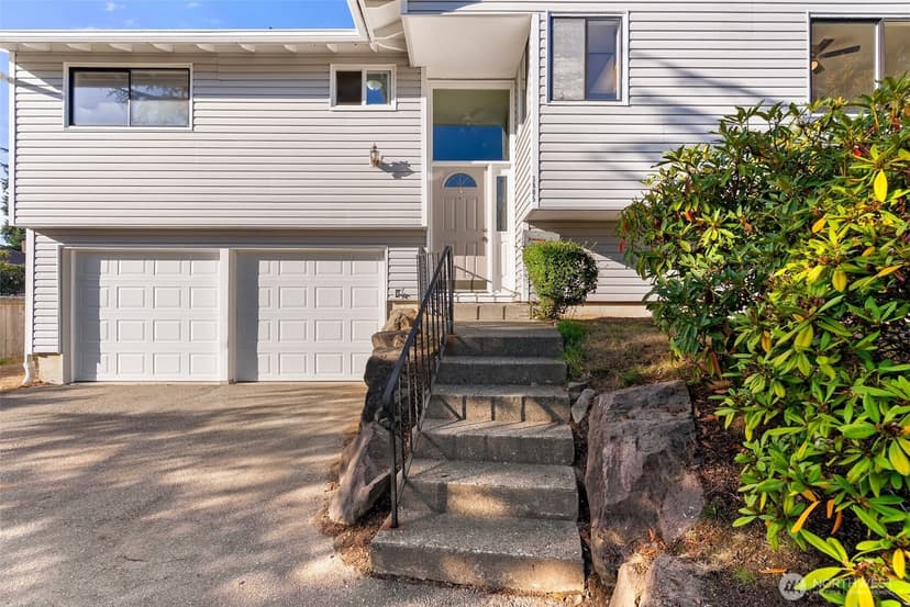 Property photo for 3805 224th Place SW, Mountlake Terrace photo 6
