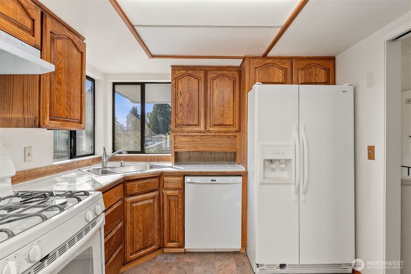 Property photo for 3805 224th Place SW, Mountlake Terrace photo 19