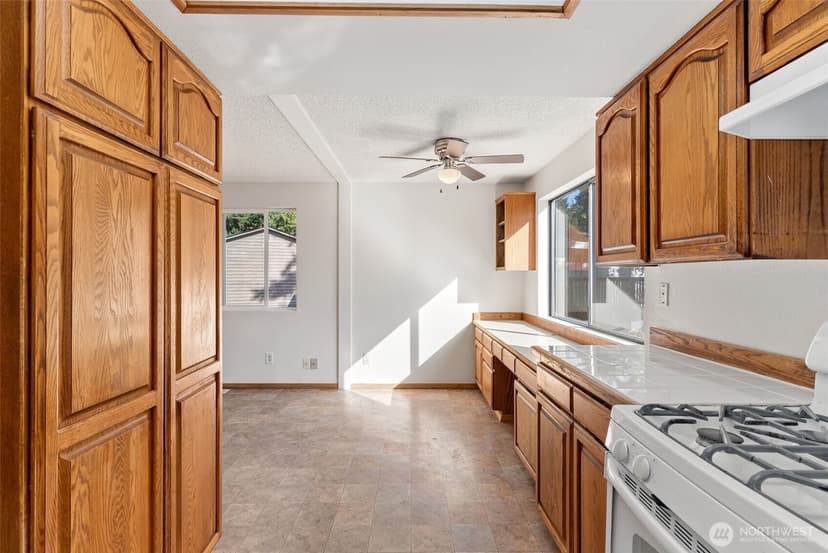 Property photo for 3805 224th Place SW, Mountlake Terrace photo 14