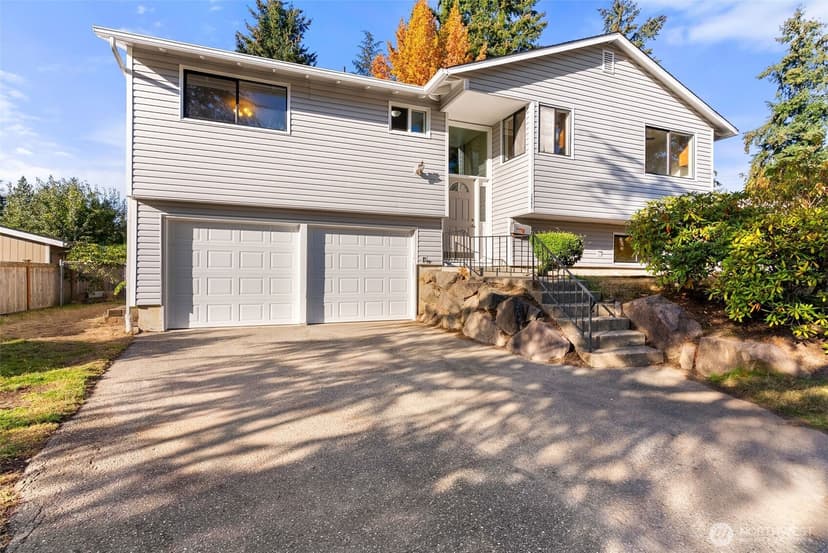 Property photo for 3805 224th Place SW, Mountlake Terrace photo 2