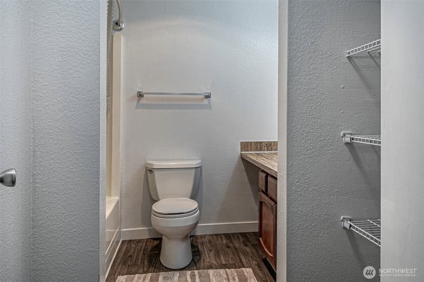 Property photo for 5826 37th Street SE, Auburn photo 18