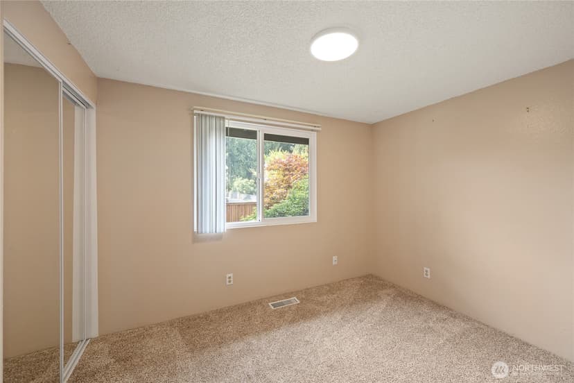 Property photo for 13611 62nd Avenue SE, Everett photo 19