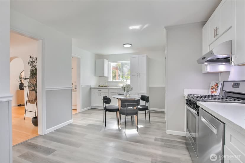 Property photo for 12119 24th Street E, Edgewood photo 13