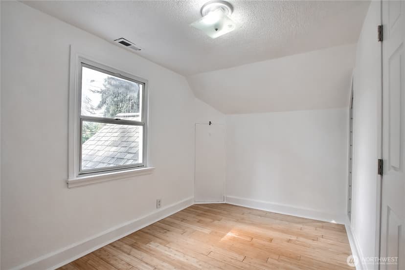 Property photo for 12119 24th Street E, Edgewood photo 25