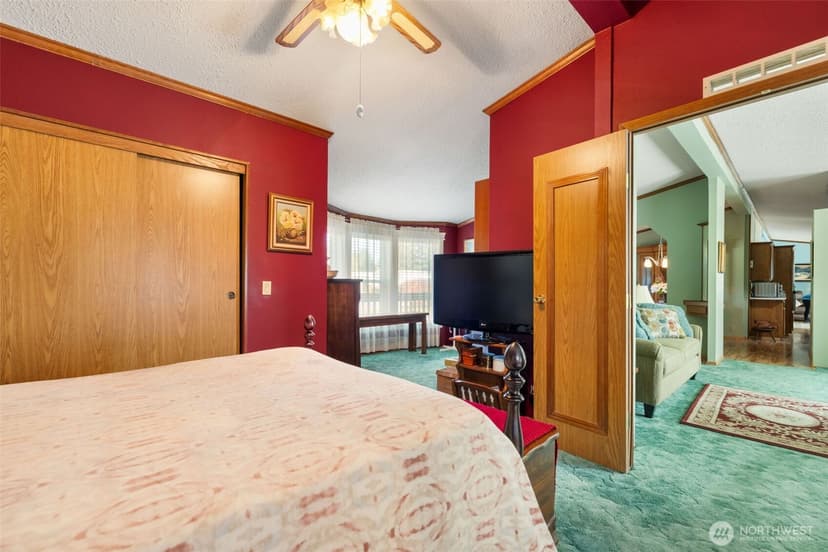 Property photo for 1328 SE Carl Pickel Drive, Port Orchard photo 14
