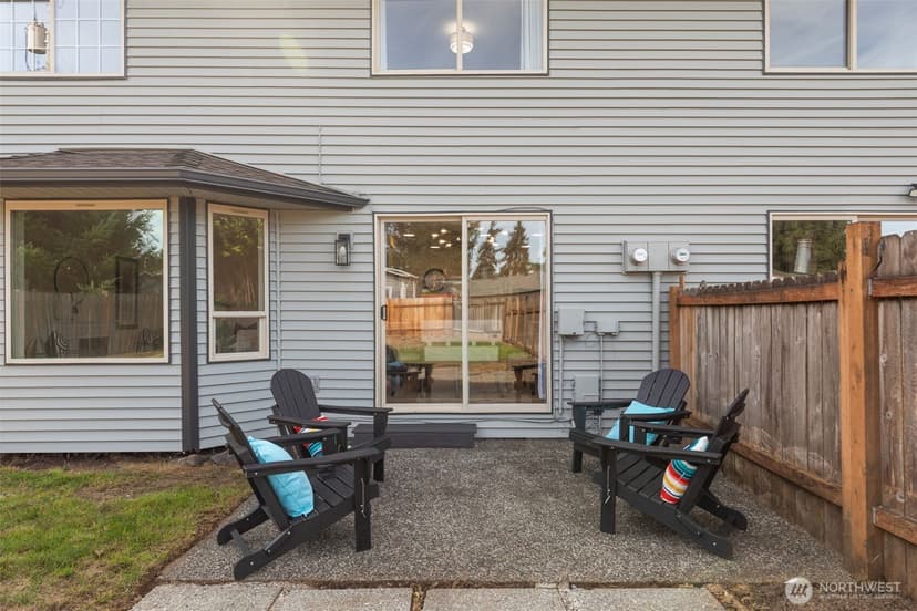 Property photo for 12924 51st Avenue NE #B, Marysville photo 21