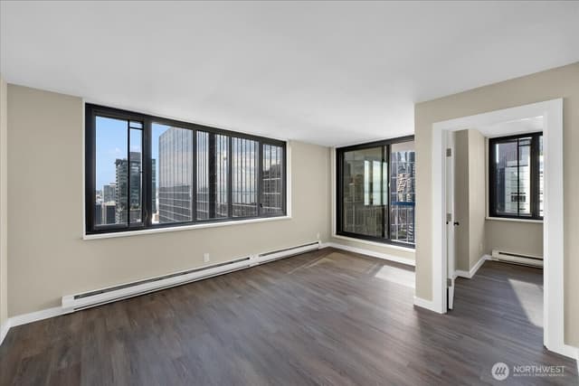 Property photo for 2100 3rd Avenue #2104, Seattle photo 5