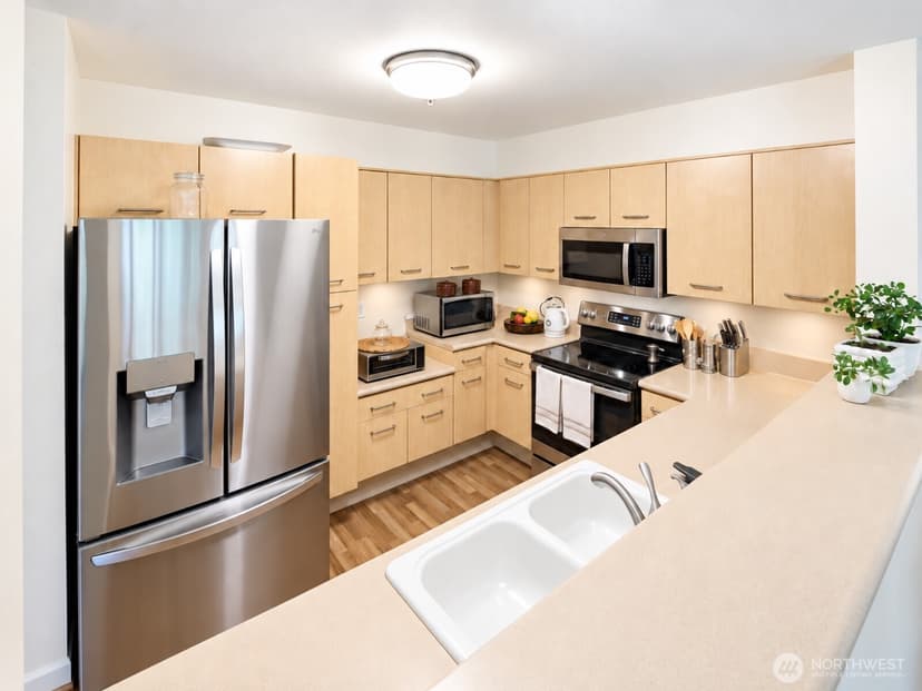 Property photo for 710 240th Way SE #G-104, Sammamish photo 6