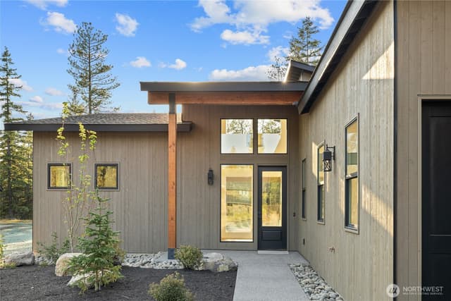 Property photo for 1700 Wanawish Loop, Cle Elum photo 3