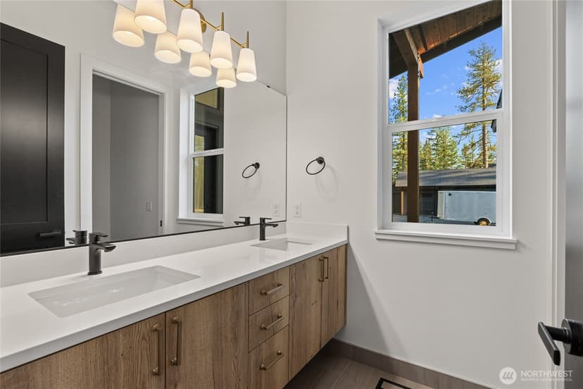 Property photo for 1700 Wanawish Loop, Cle Elum photo 29