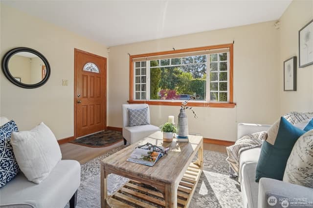 Property photo for 9315 121st Street SW, Lakewood photo 5