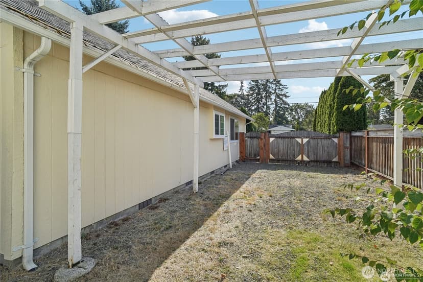 Property photo for 9315 121st Street SW, Lakewood photo 21