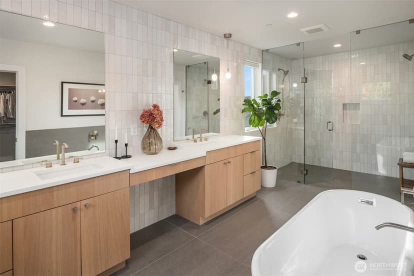 Property photo for 1030 3rd Street, Kirkland photo 21