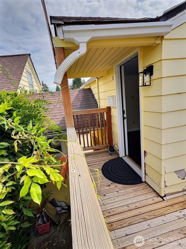 Property photo for 12203 Roseberg Avenue S #B, Burien photo 2