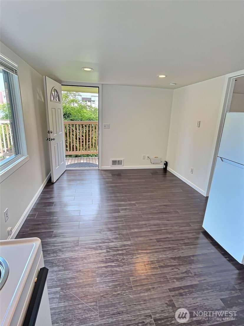 Property photo for 12203 Roseberg Avenue S #B, Burien photo 9