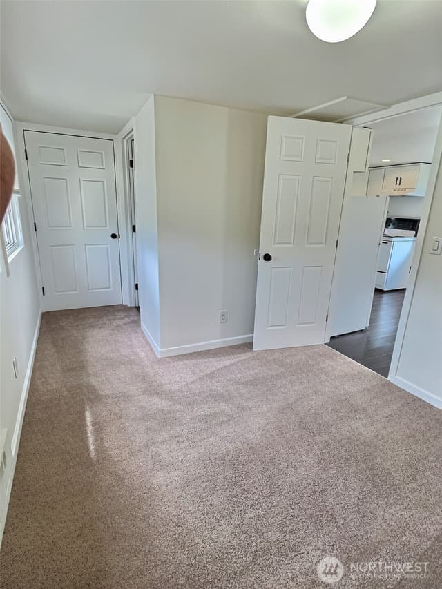 Property photo for 12203 Roseberg Avenue S #B, Burien photo 5
