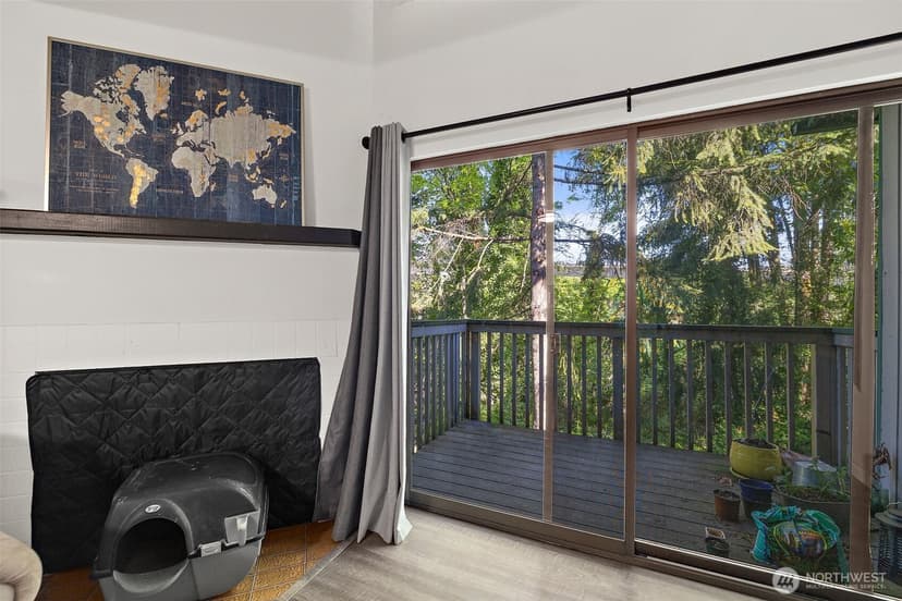 Property photo for 4008 S 158th Street #J, Tukwila photo 11
