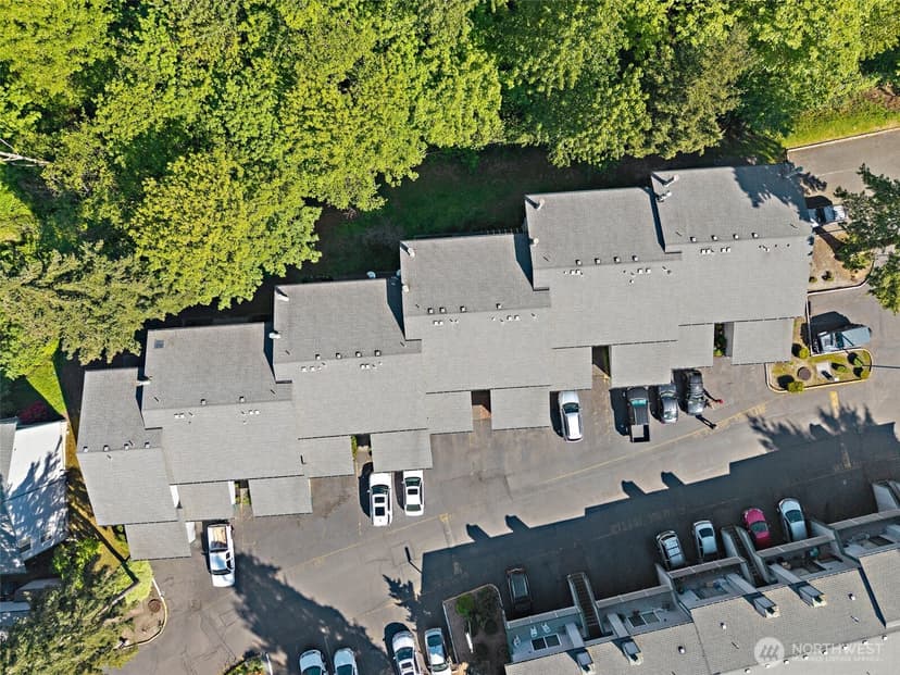 Property photo for 4008 S 158th Street #J, Tukwila photo 25