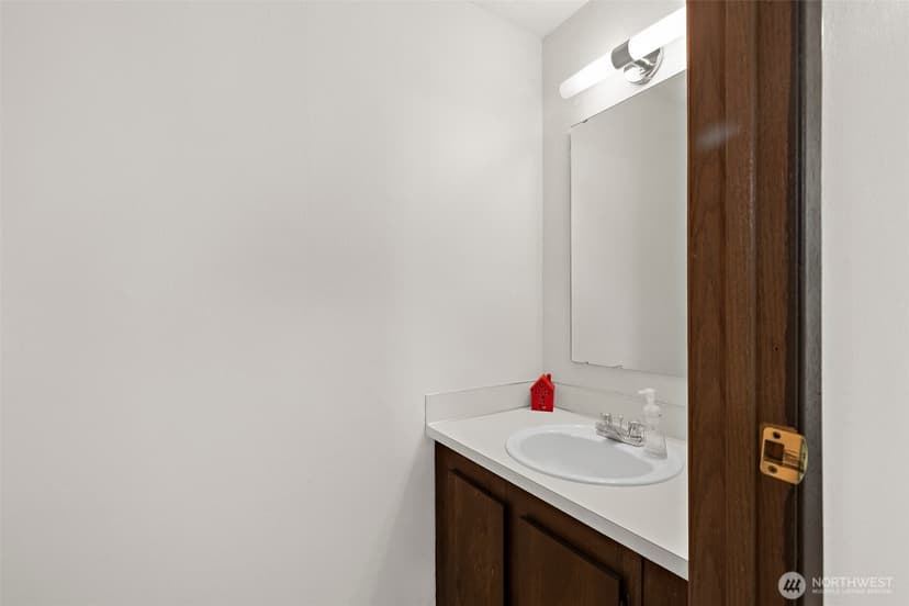 Property photo for 4008 S 158th Street #J, Tukwila photo 8