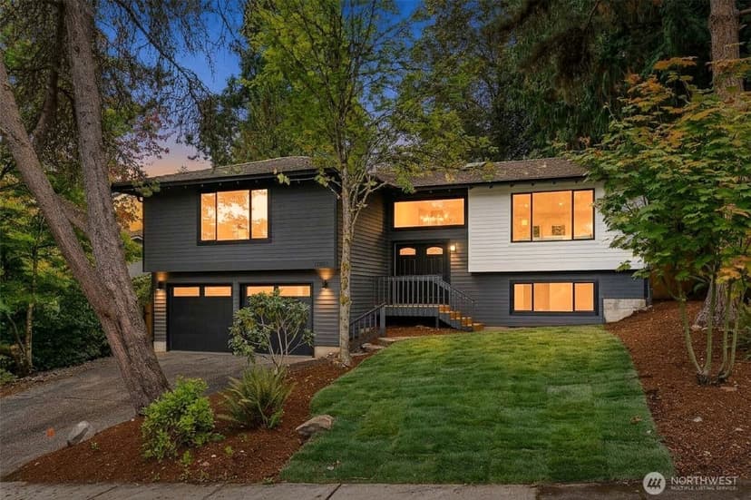 Property photo for 17001 NE 35th Street, Bellevue photo 36
