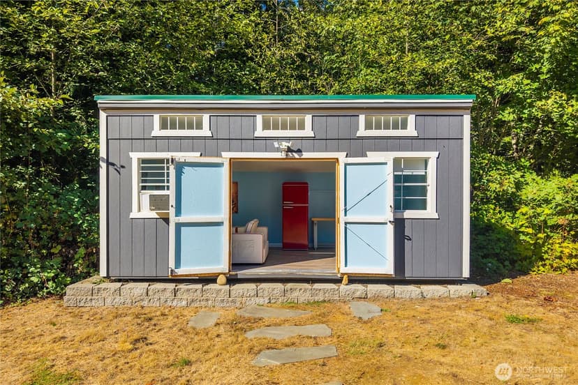 Property photo for 8132 NE Yeti Lane, Bainbridge Island photo 24