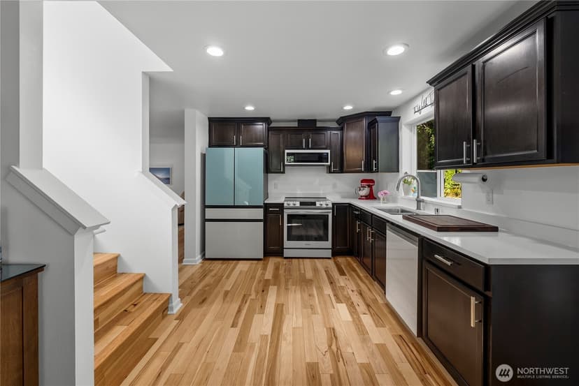 Property photo for 8132 NE Yeti Lane, Bainbridge Island photo 12