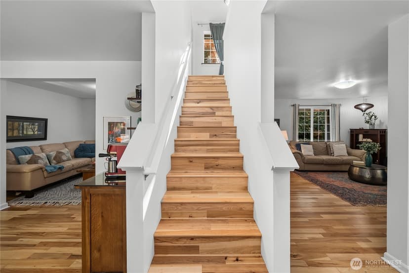 Property photo for 8132 NE Yeti Lane, Bainbridge Island photo 17