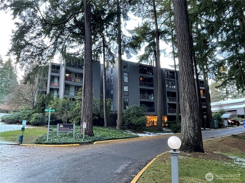 Property photo for 6051 137th Avenue NE #336, Redmond photo 28