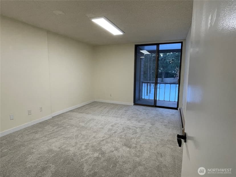 Property photo for 6051 137th Avenue NE #336, Redmond photo 14