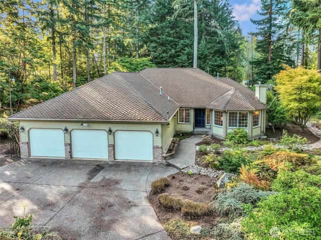 Property photo for 8204 90th Street Ct NW, Gig Harbor photo 3