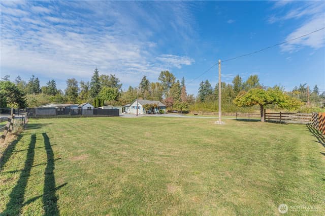 Property photo for 14616 66th Avenue E, Puyallup photo 2