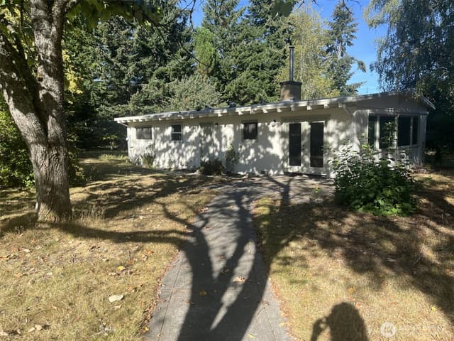 Property photo for 18101 Beall Road SW, Vashon