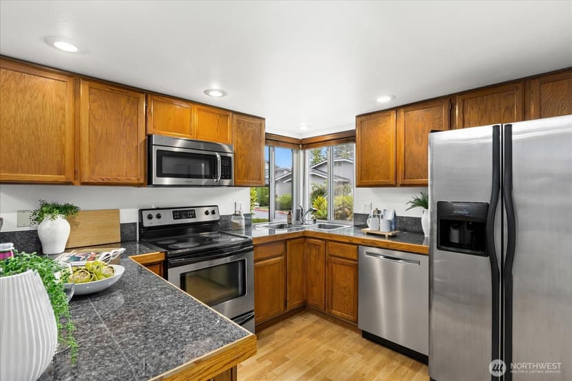 Property photo for 1123 132nd Street SW #D, Everett photo 12