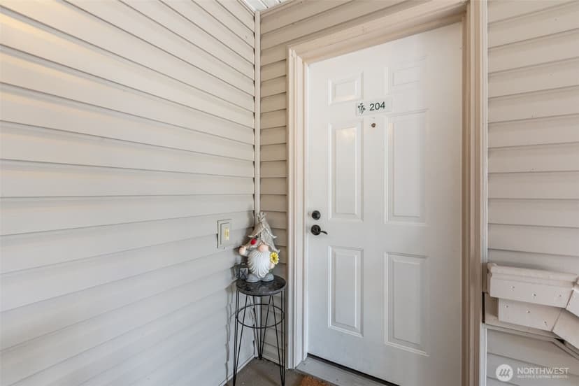 Property photo for 8833 1st Street NE #J204, Lake Stevens photo 3