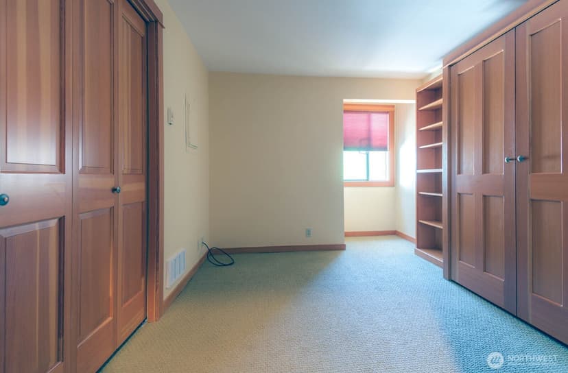 Property photo for 125 Madison Avenue N #125, Bainbridge Island photo 20