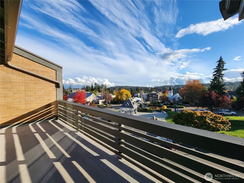 Property photo for 125 Madison Avenue N #125, Bainbridge Island photo 23