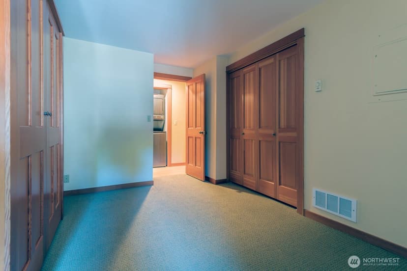 Property photo for 125 Madison Avenue N #125, Bainbridge Island photo 21
