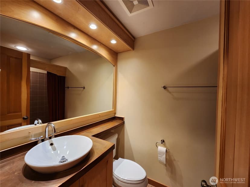 Property photo for 125 Madison Avenue N #125, Bainbridge Island photo 22