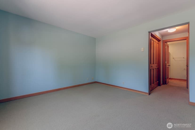 Property photo for 125 Madison Avenue N #125, Bainbridge Island photo 17