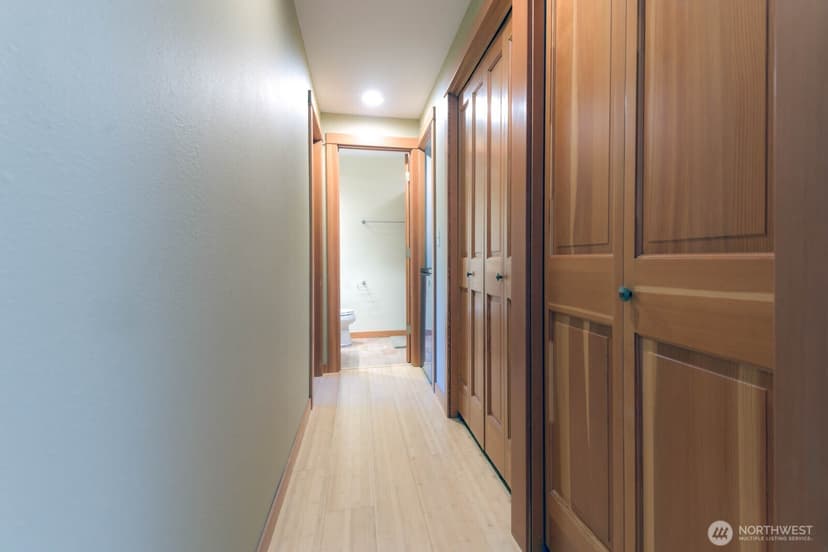 Property photo for 125 Madison Avenue N #125, Bainbridge Island photo 12