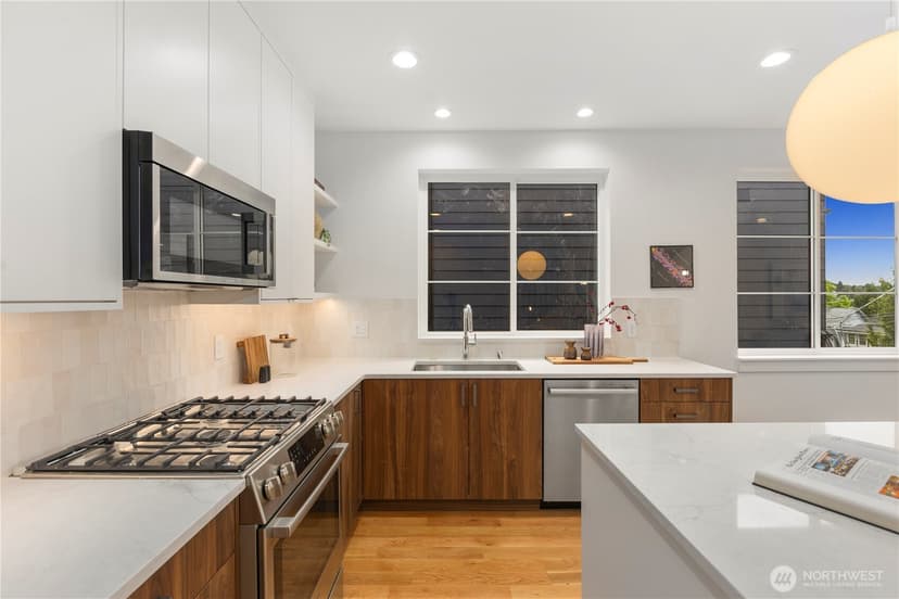 Property photo for 3934 B S Angeline Street, Seattle photo 6