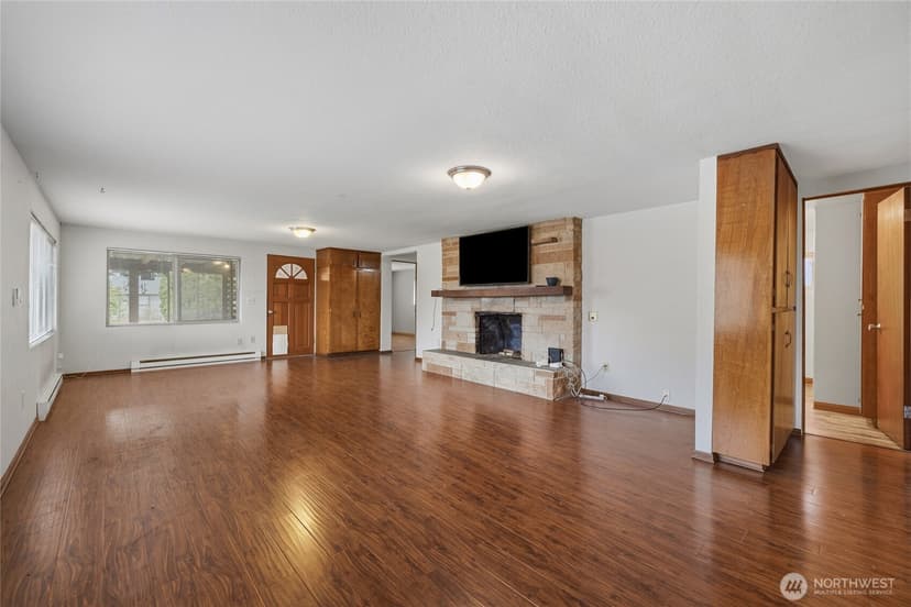 Property photo for 702 E 51st Street, Tacoma photo 3