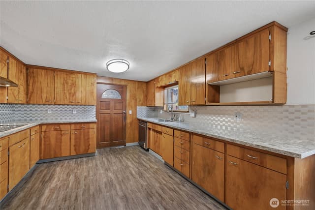 Property photo for 702 E 51st Street, Tacoma photo 5