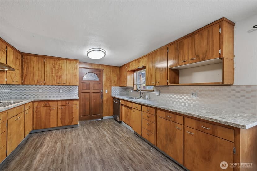 Property photo for 702 E 51st Street, Tacoma photo 5