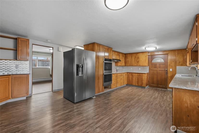 Property photo for 702 E 51st Street, Tacoma photo 8