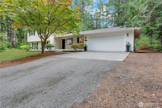 Property photo for 3510 SE St Pauls Ct, Port Orchard photo 3